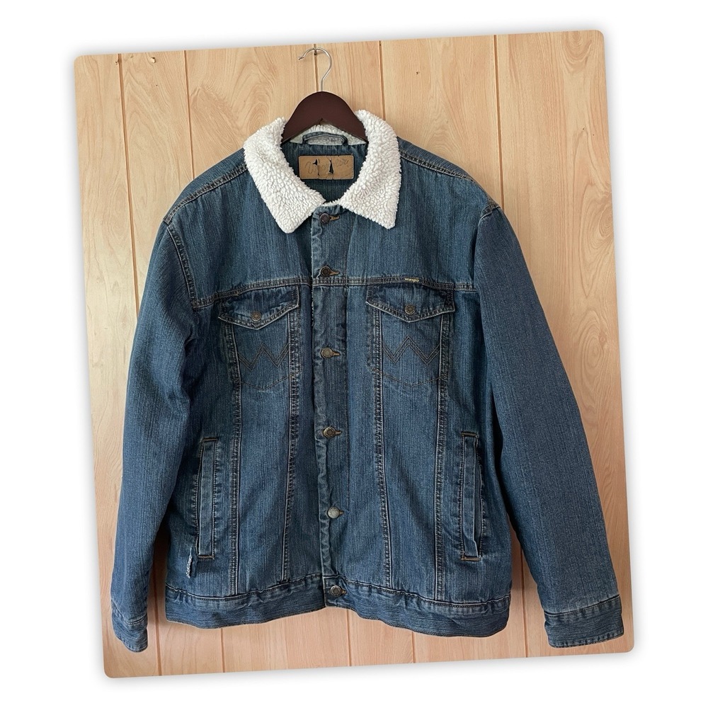 Wrangler Sherpa Lined Denim Trucker Jacket Mens L Blue Cotton - TEAR/READ